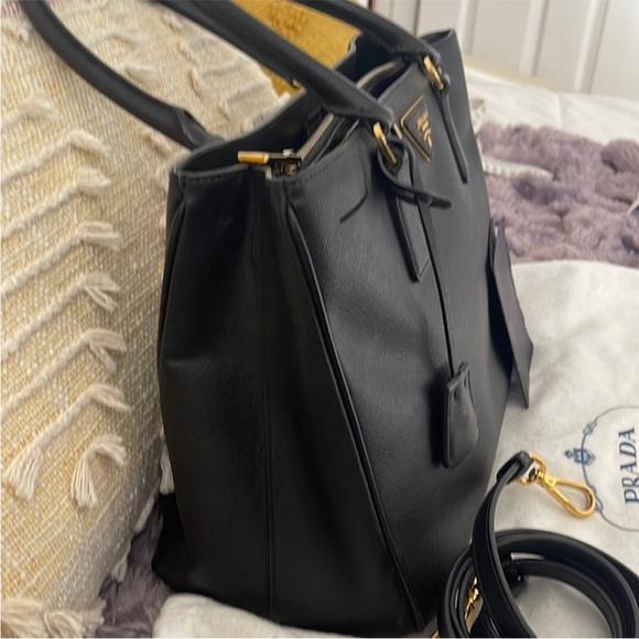 Prada Black Leather Tote Bag - Picture 3 of 16